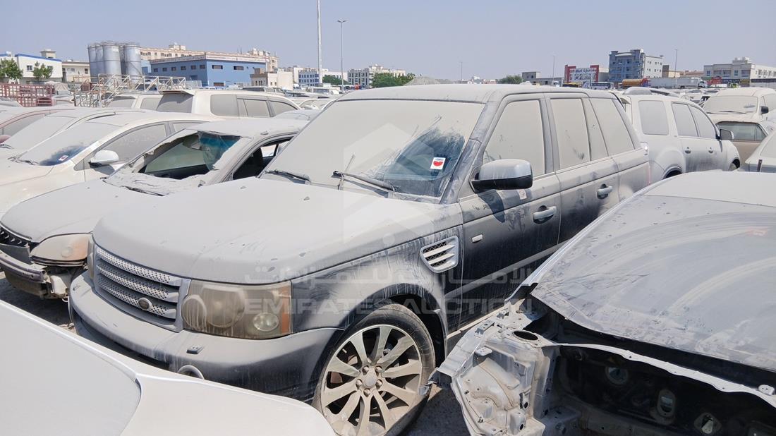 رنج روفر سبورت 2008 — الزاوية الأمامية اليسرى — صورة 4