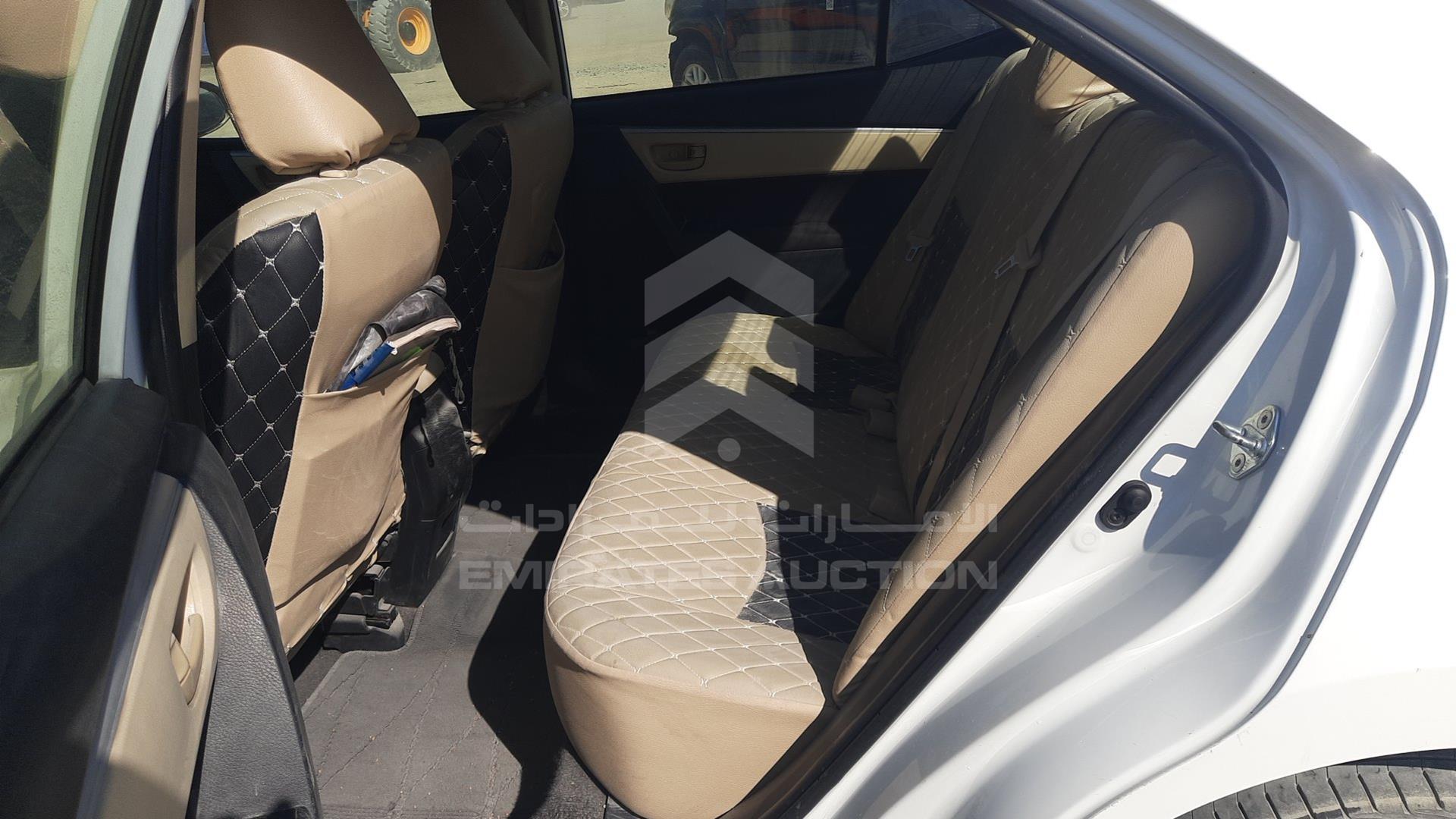 2019 TOYOTA COROLLA VIN: RKLBB9HE3K5231023