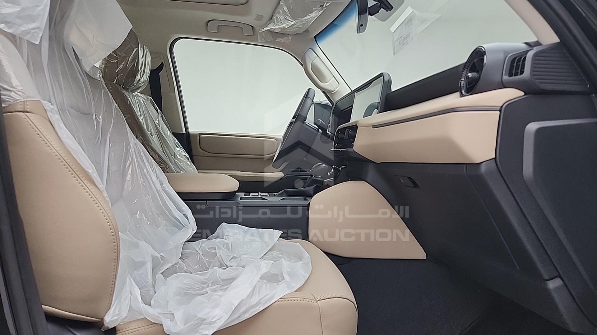 2024 TOYOTA PRADO VIN: JTEAACAJ4RK005516