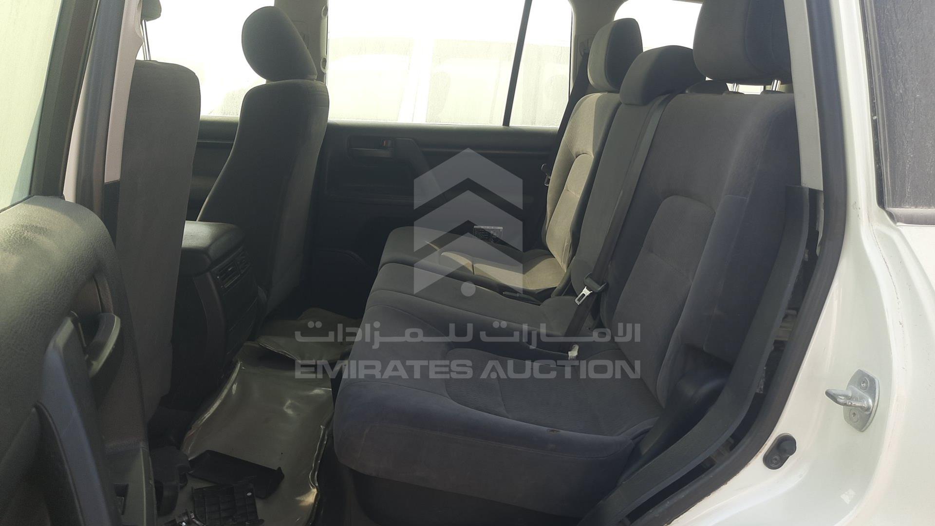 2012 TOYOTA LAND CRUISER VIN: JTMDU09J7C4052921
