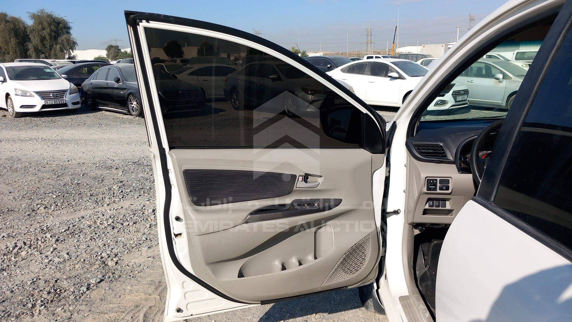 2020 TOYOTA AVANZA VIN: MHKMF5CF0LK013570