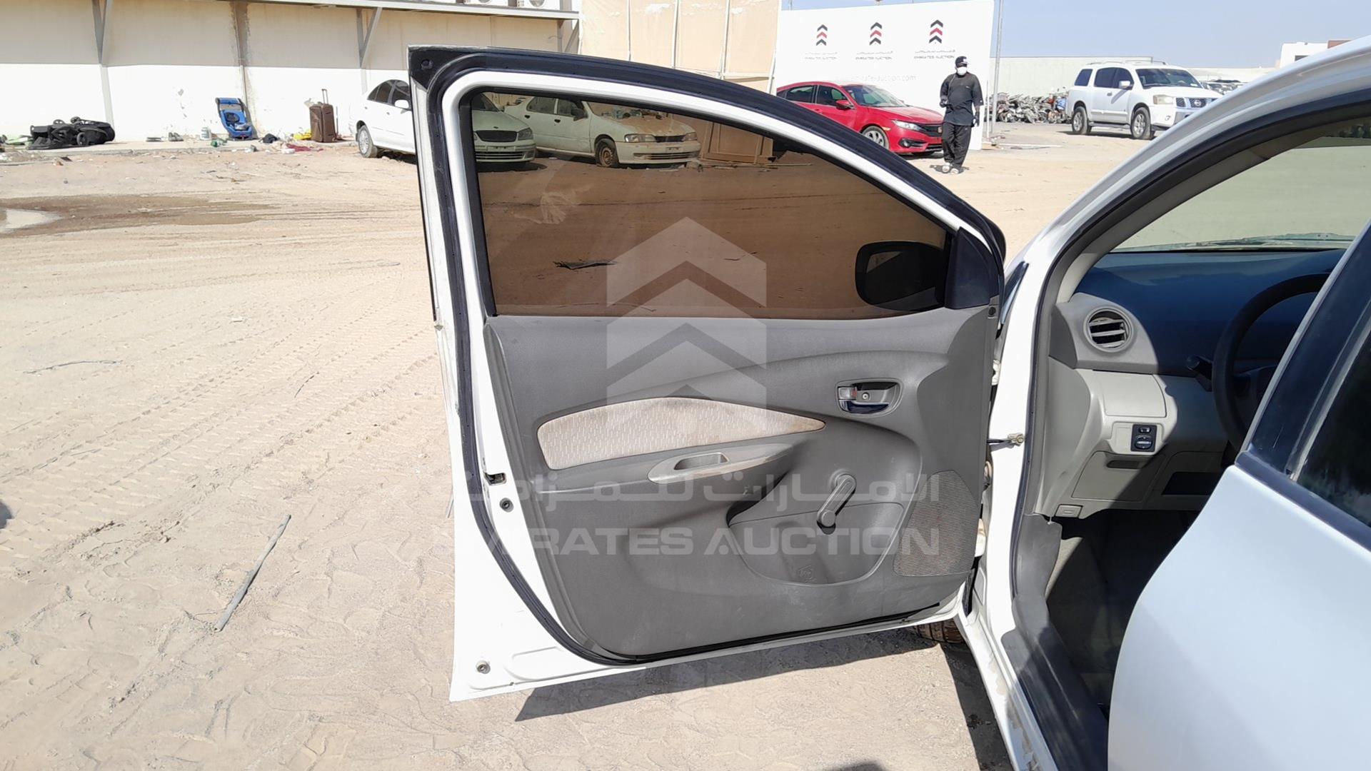 2009 TOYOTA YARIS VIN: JTDBW923394030750