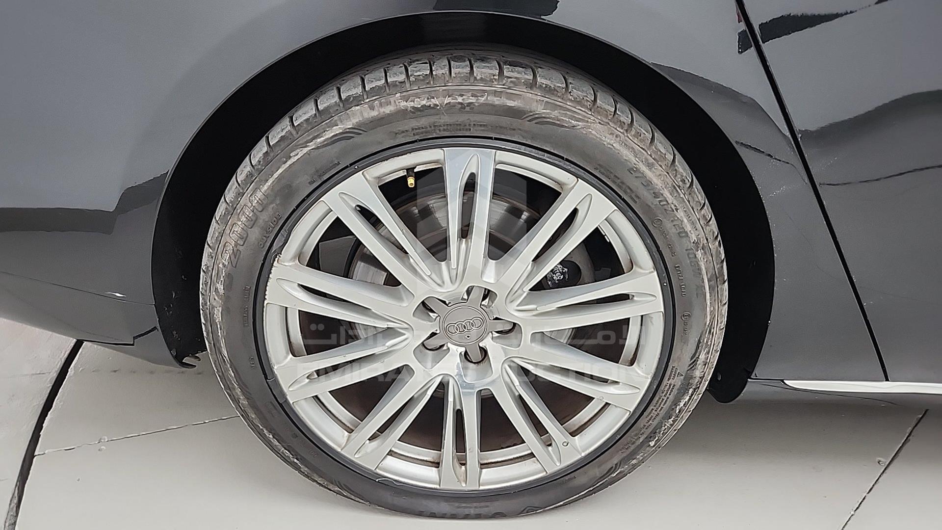2012 AUDI A8 VIN: WAURVAFD0CN010136