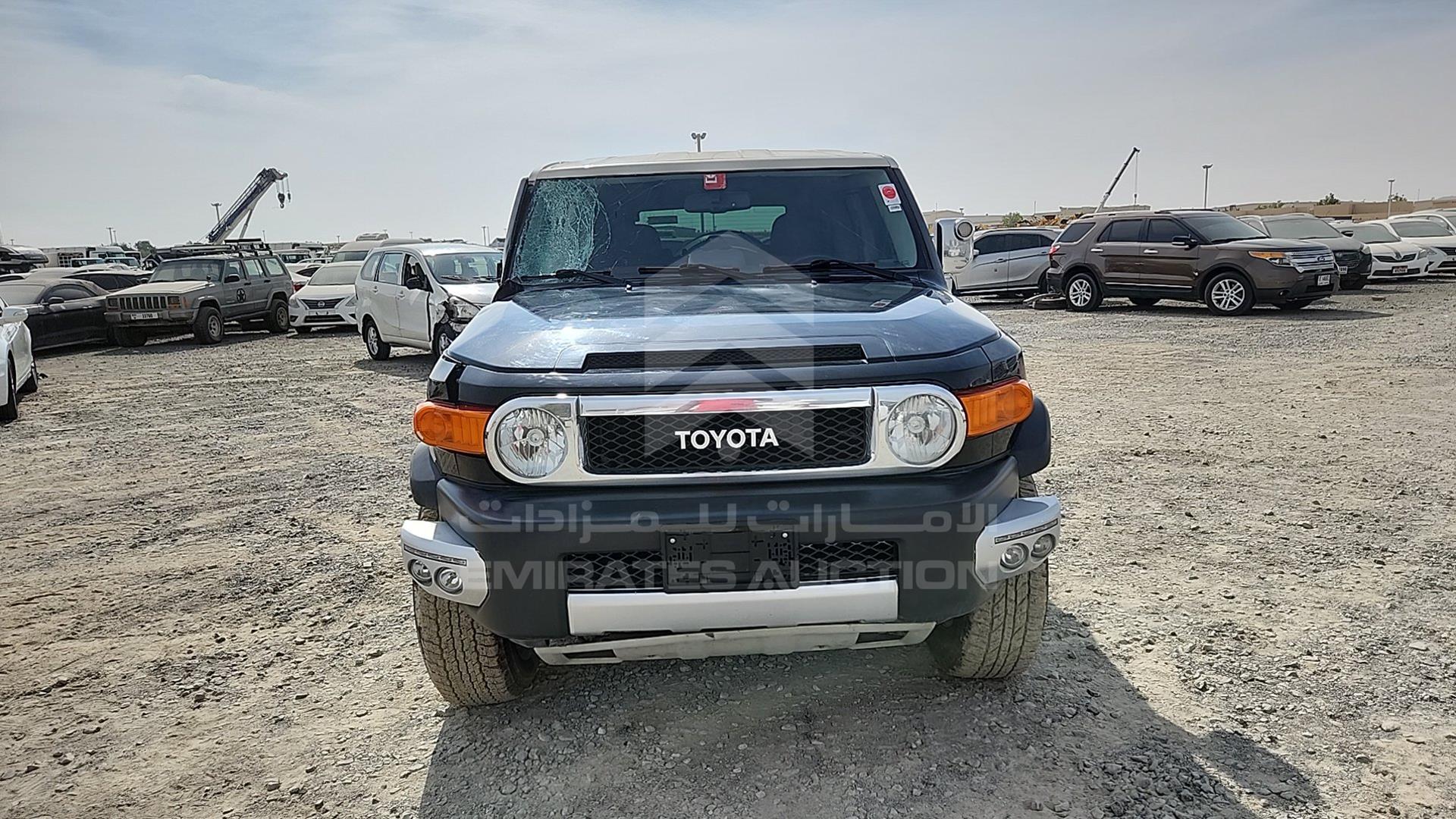 2012 TOYOTA FJ CRUISER VIN: JTEBU11F5CK125988