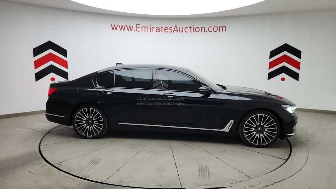2016 BMW 740 LI — Right Full View — Photo 39