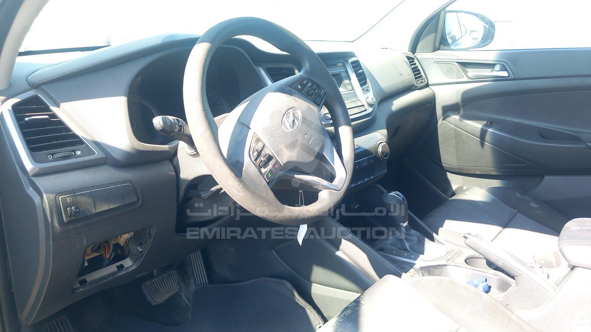 2016 HYUNDAI TUCSON VIN: TMAJ28137GJ061926