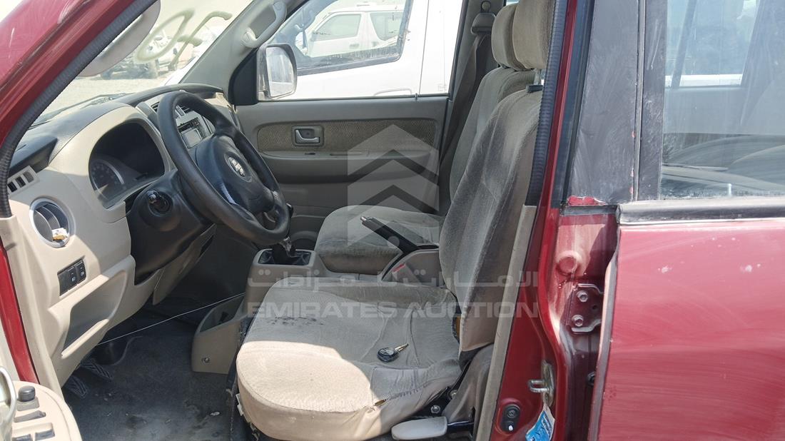 2017 Suzuki APV — Front Left Driver Seat View — Photo 12
