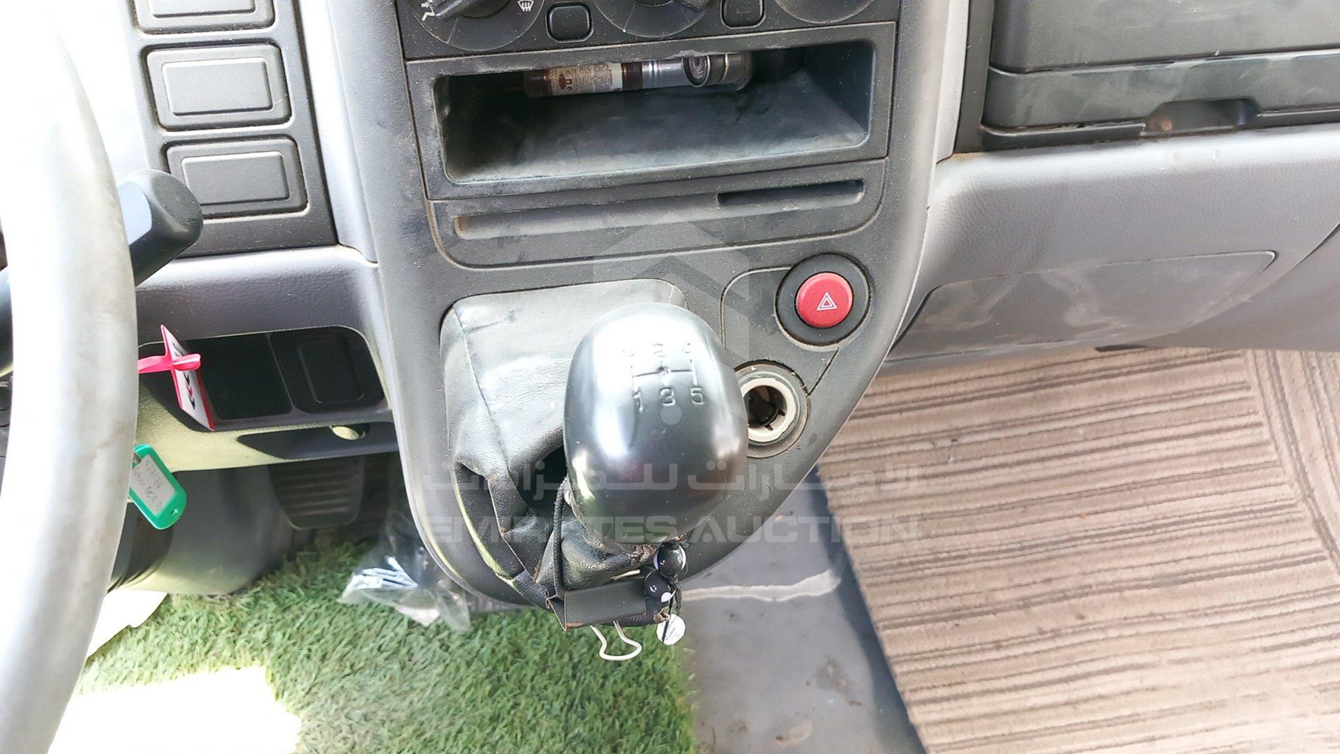 2010 MITSUBISHI CANTER VIN: JL6BCE6J7AK011331