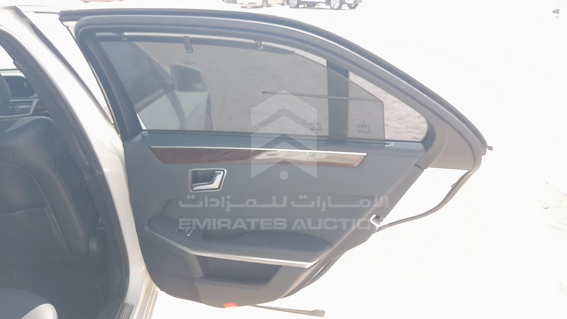 2011 MERCEDES E 200 VIN: WDDHF4JB3BA411954