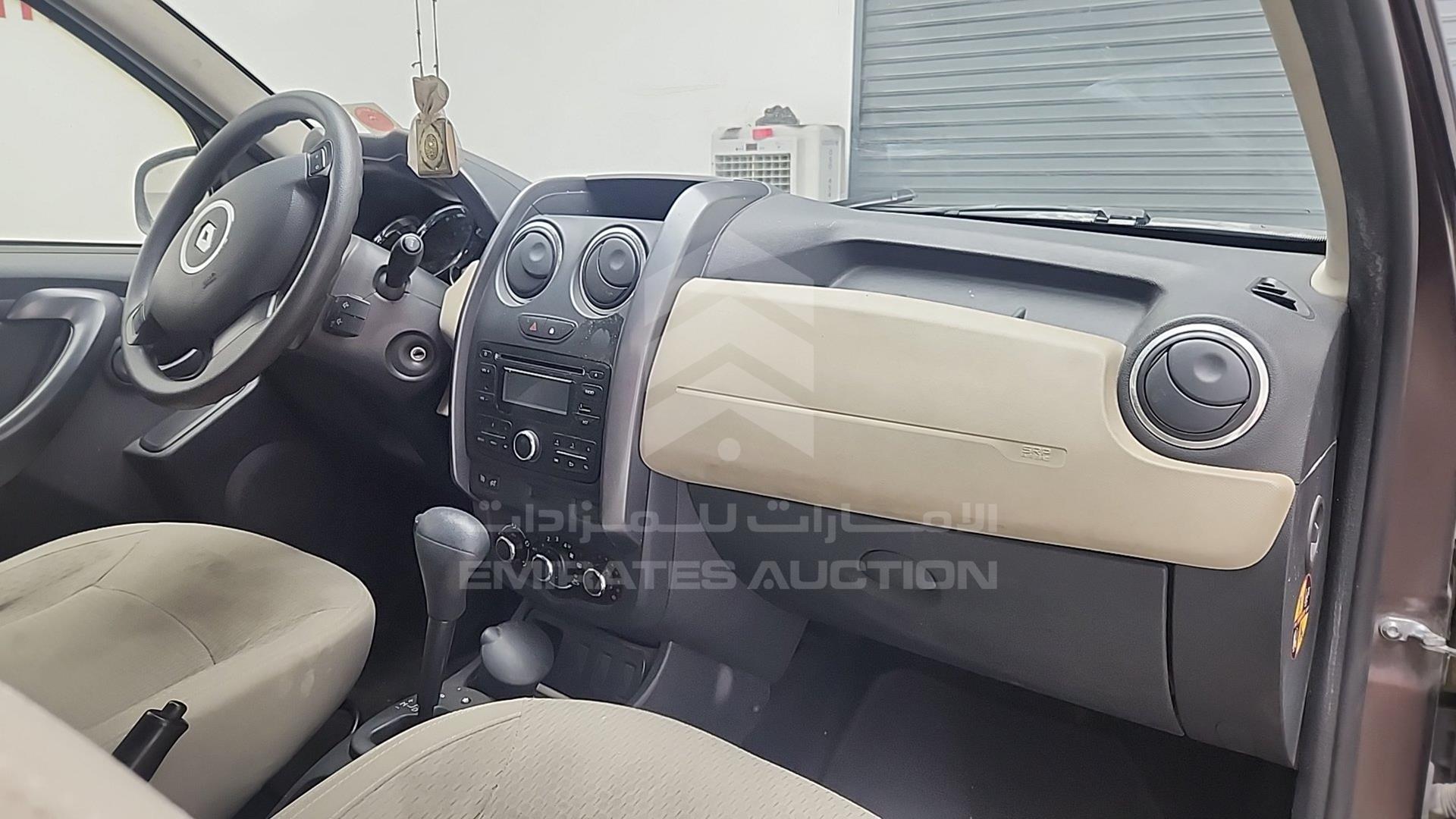 2017 RENAULT DUSTER VIN: VF1HSRCH9HA531771