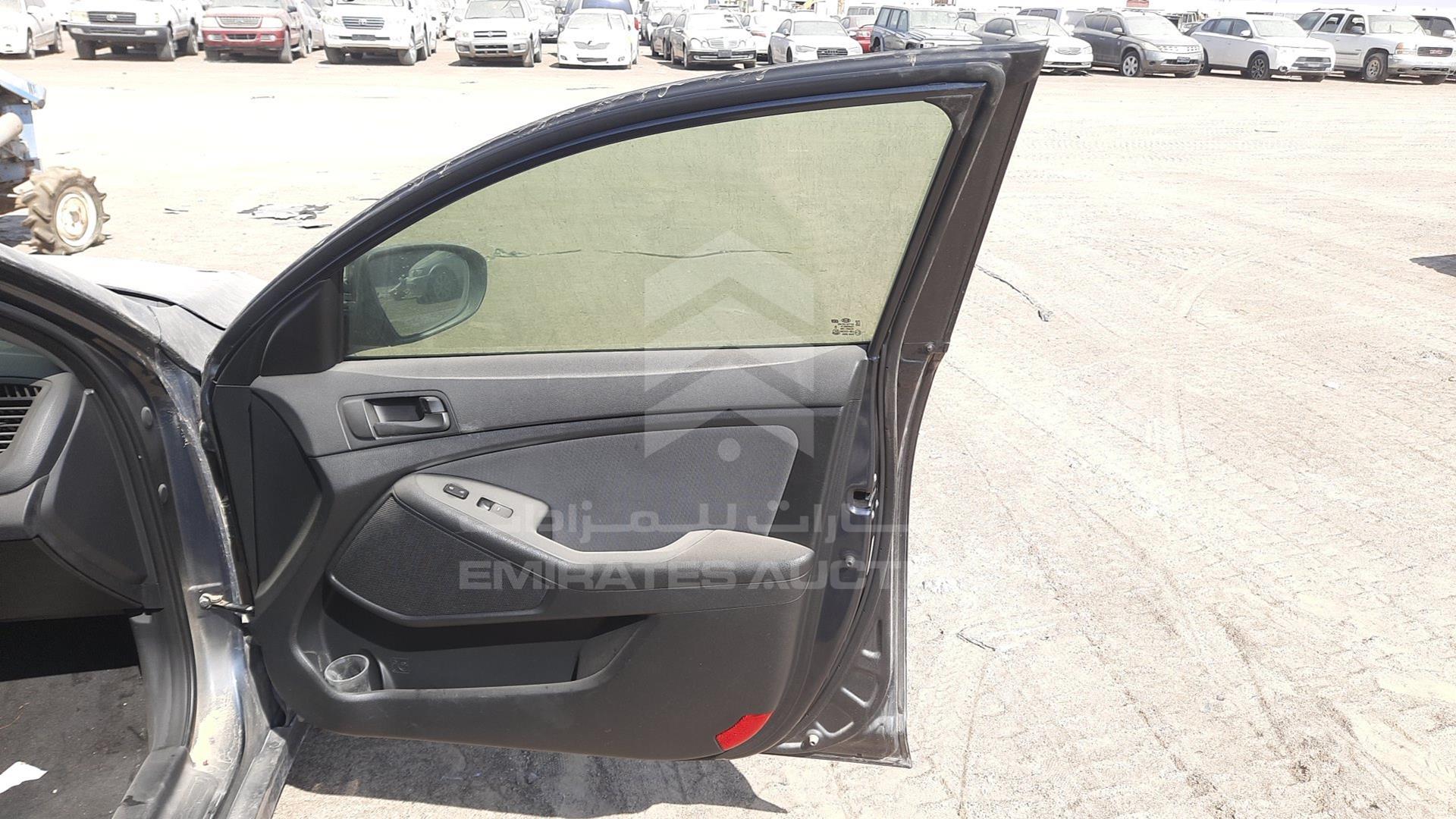 2015 KIA OPTIMA VIN: KNAGM4A78F5600005