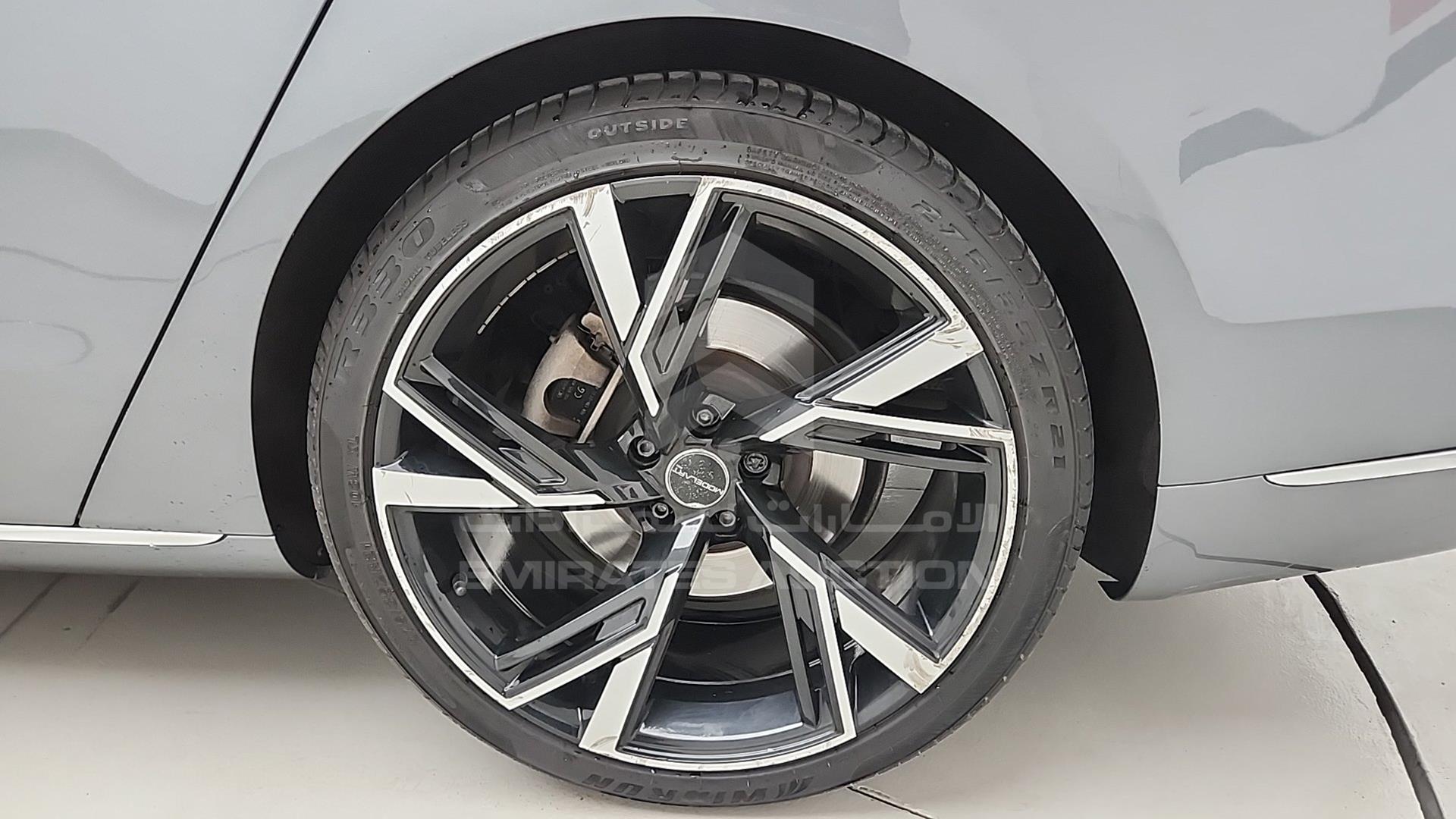 2015 AUDI A8 VIN: WAUYGBFD5FN012187