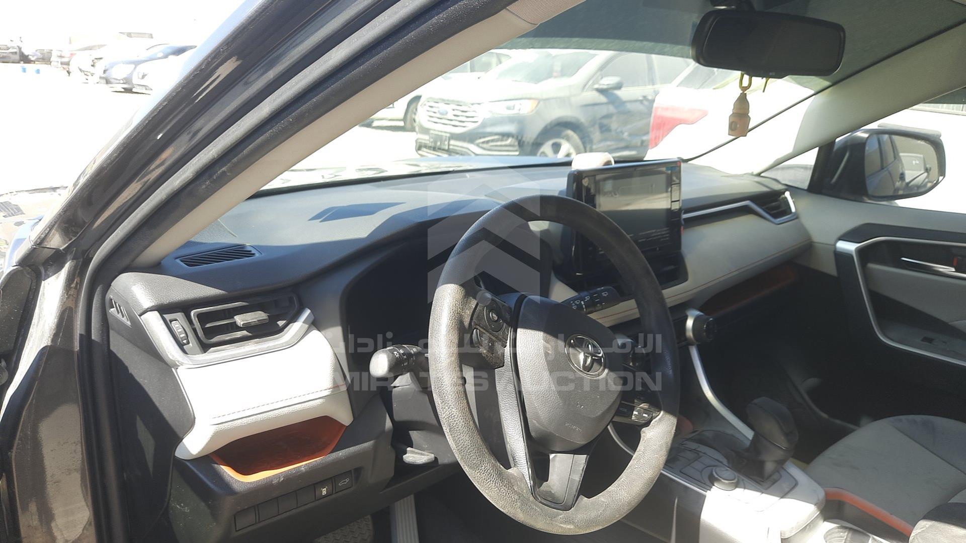 2020 TOYOTA RAV-4 VIN: JTMJ13FV8LJ031601