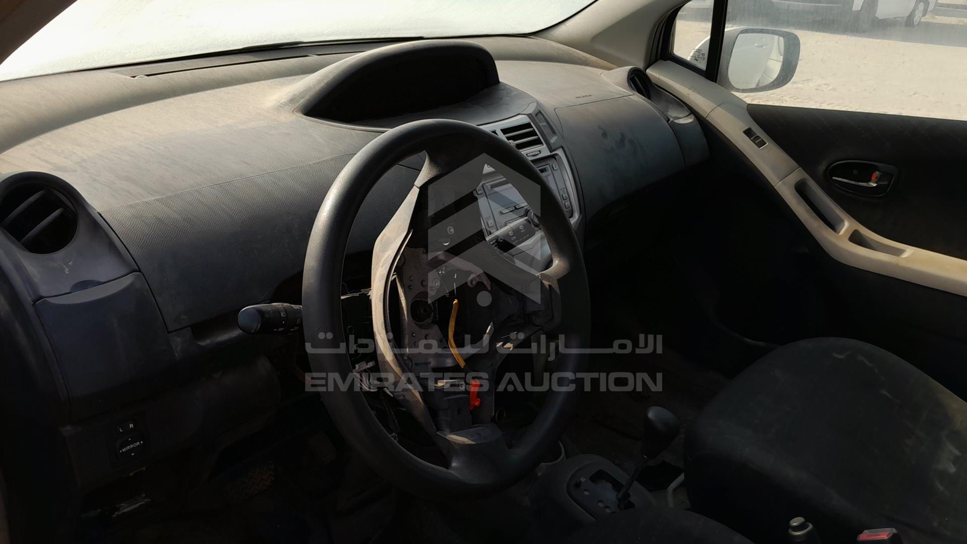 2007 TOYOTA YARIS VIN: JTDKW923675047131
