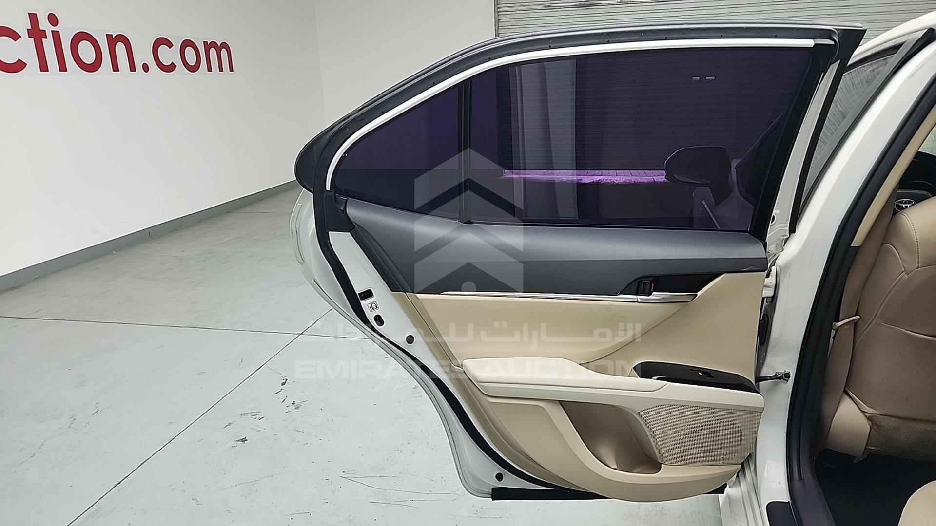 2019 TOYOTA CAMRY VIN: JTNBF4HK8K3029182