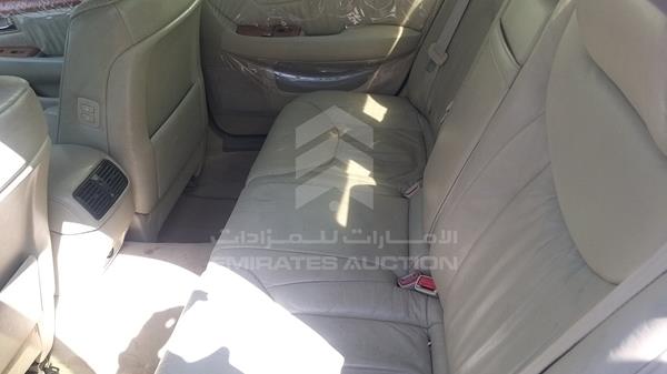 Lexus LS 430 2001 JTHBN30F810048622 Image 16