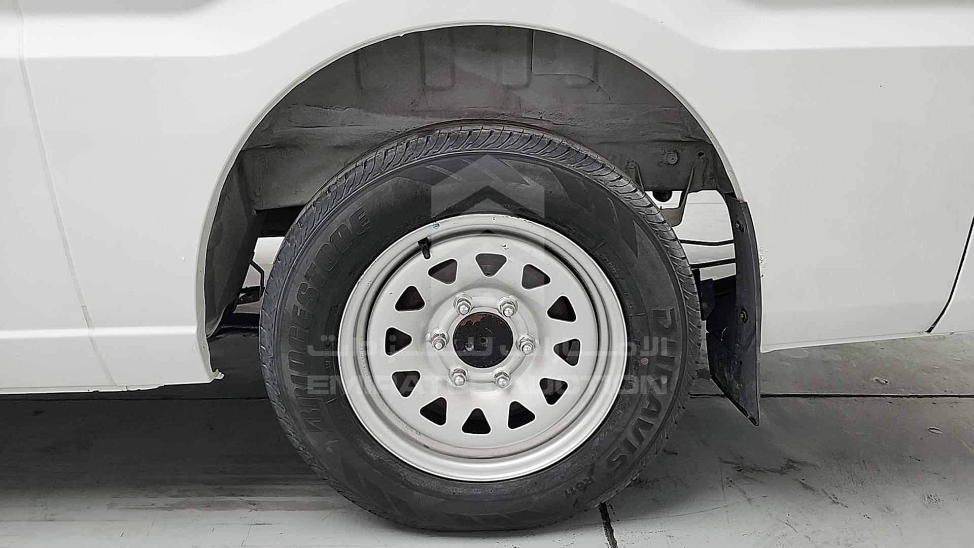 2014 CHERY P5 VIN: LVME2A2AXEB051135