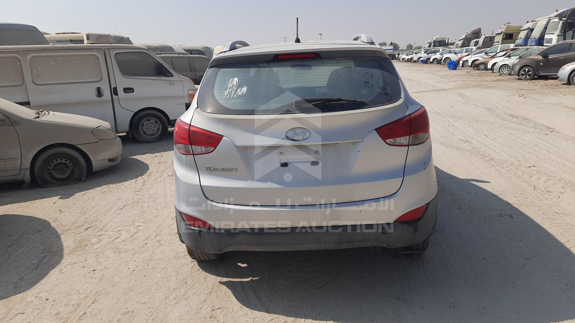 2015 HYUNDAI TUCSON VIN: KMHJT81E7FU056065