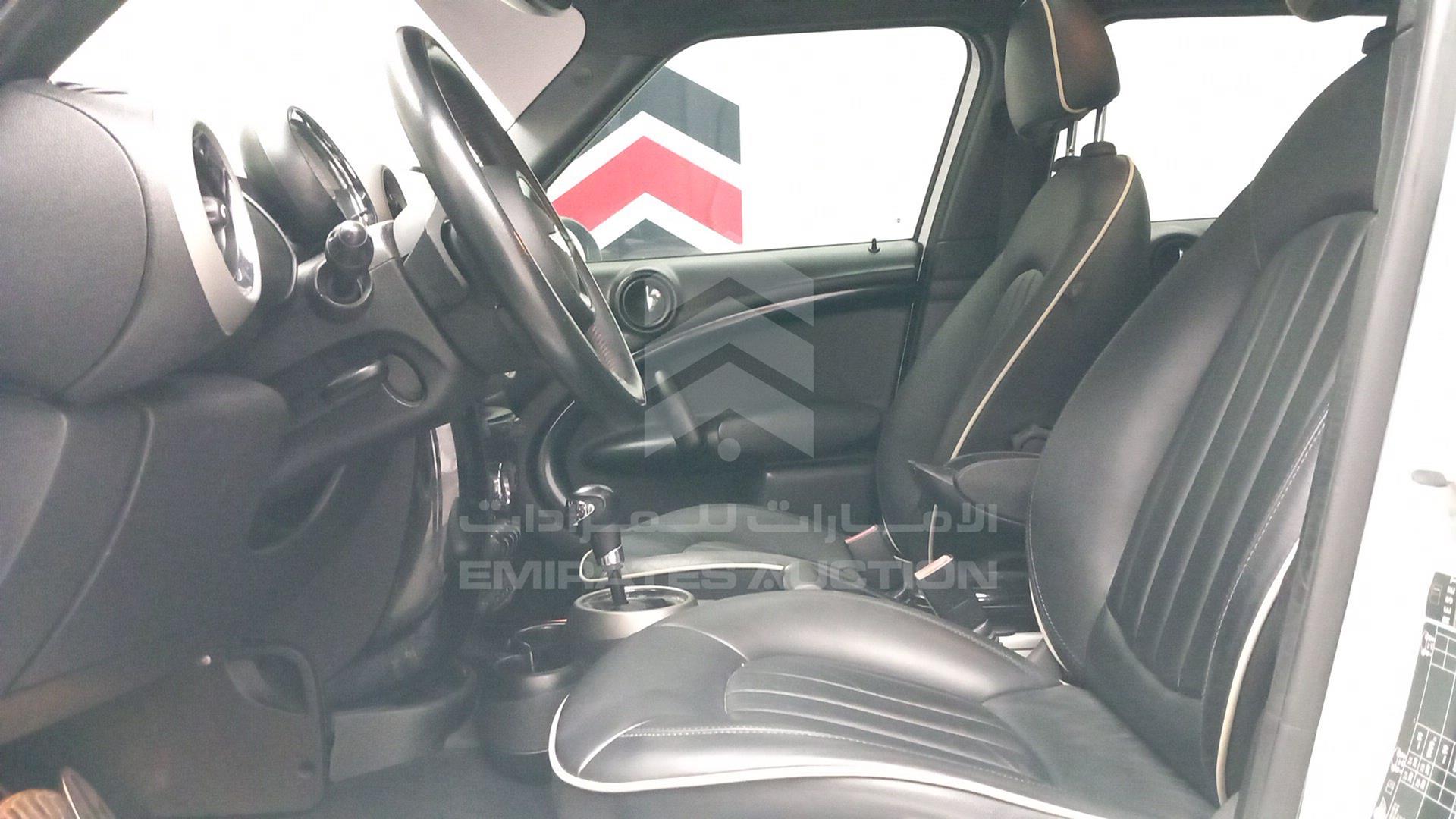 2013 MINI COOPER VIN: WMWZC5105DWM82037