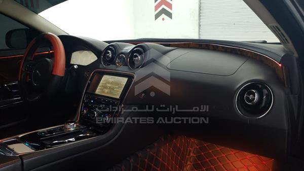 Jaguar X J 2015 SAJAA20N2FPV79969 Image 25