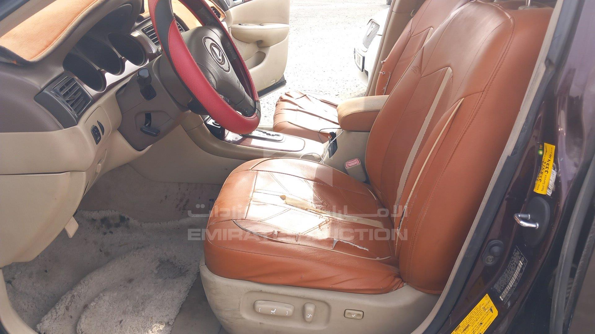 2004 LEXUS ES 330 VIN: JTHBA30G045004903