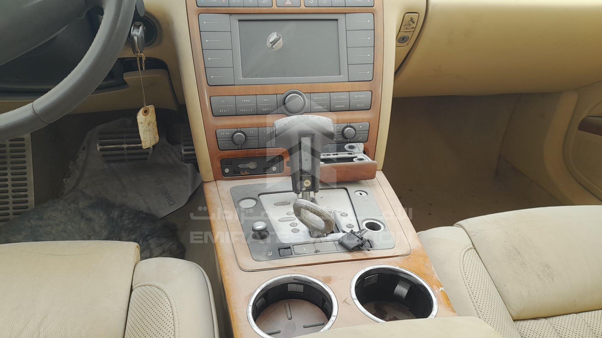 2005 VOLKSWAGEN PHAETON VIN: WVWAG53D658001061
