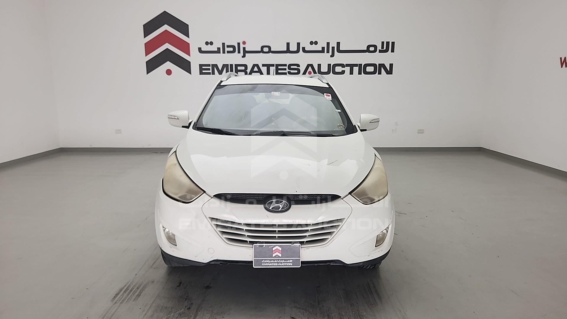2011 HYUNDAI TUCSON VIN: KMHJT81B9BU132594