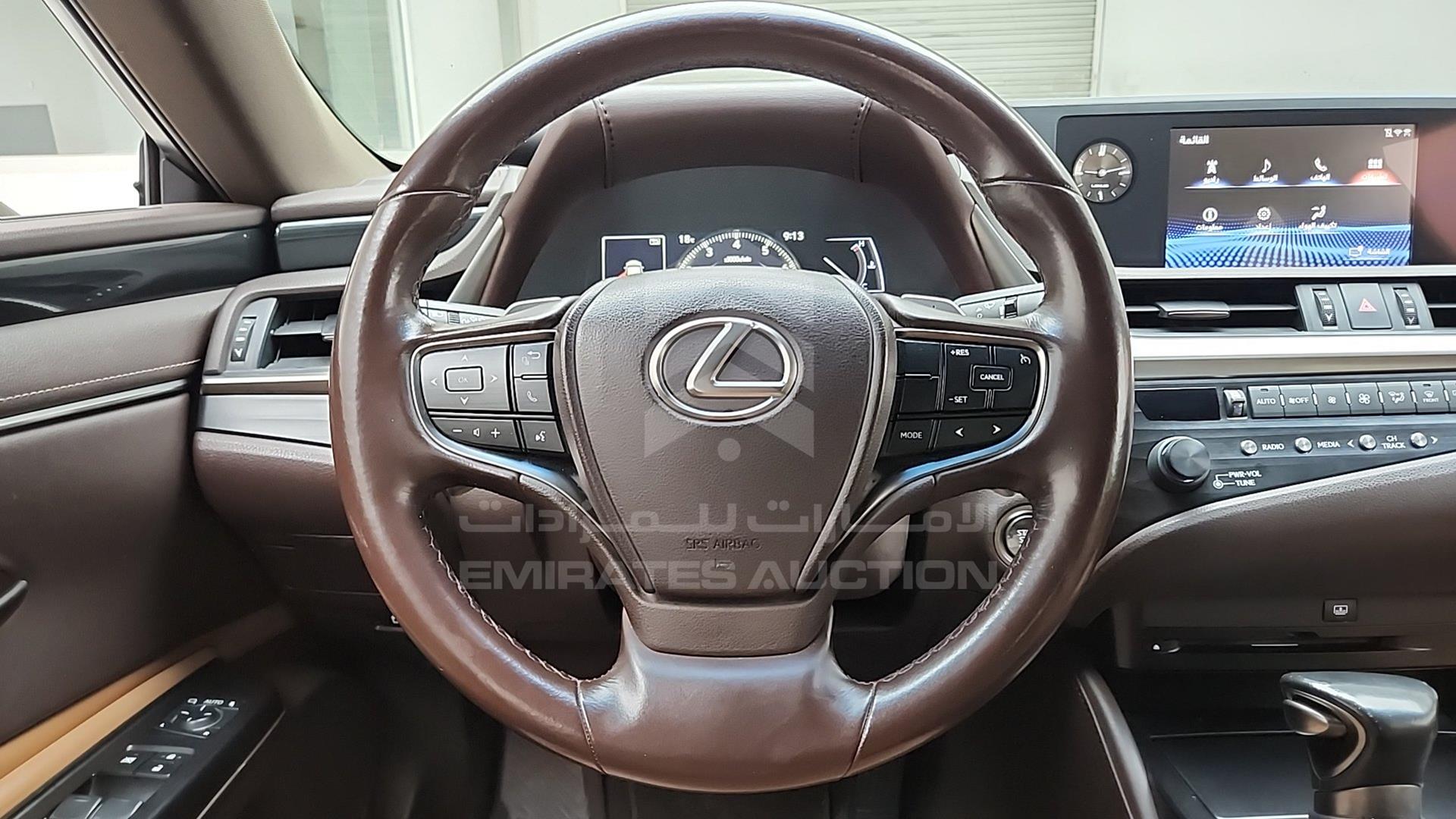 2019 LEXUS ES 350 VIN: JTHBZ1B1XK2005352