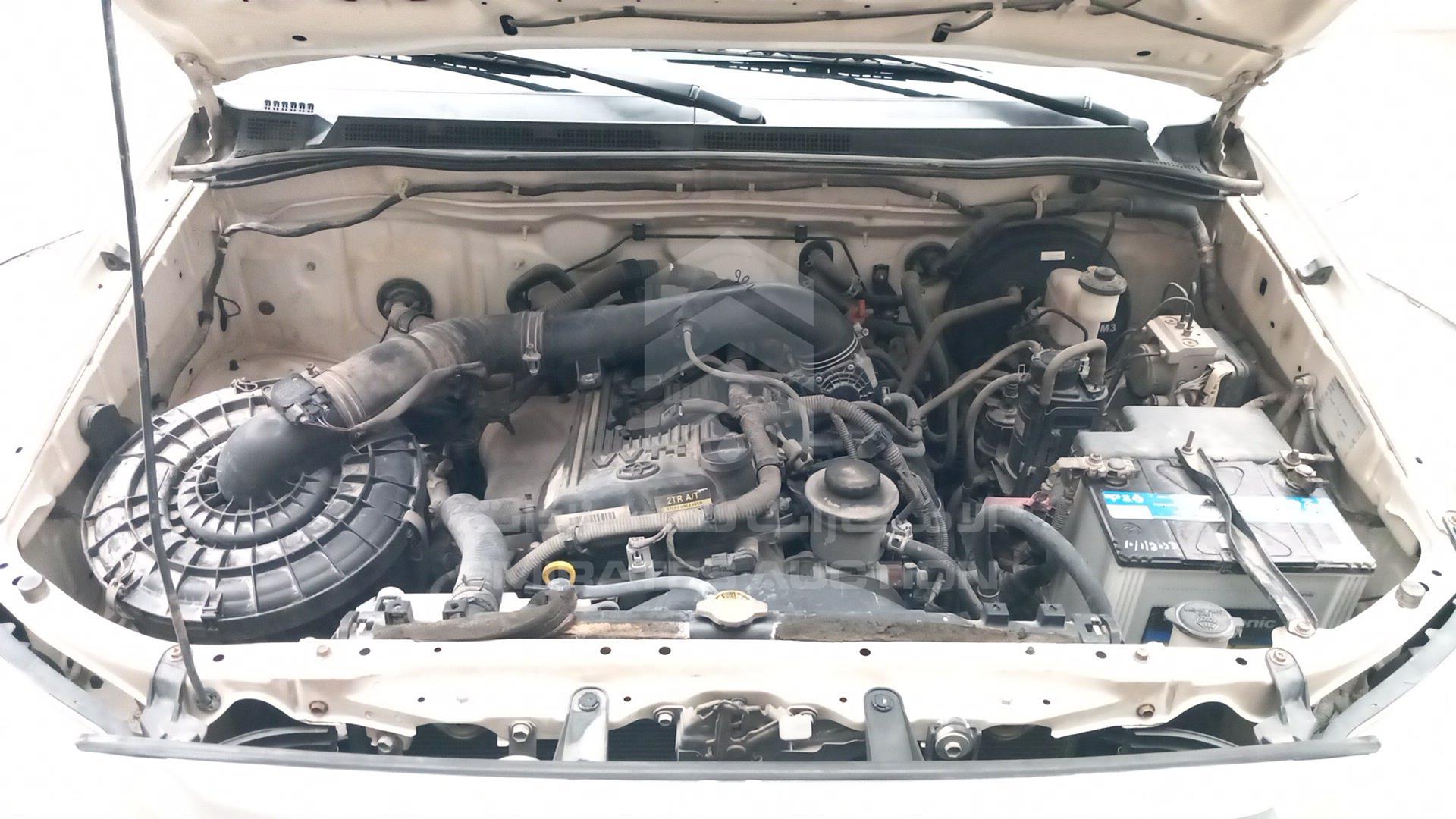 2011 TOYOTA FORTUNER VIN: MHFYX59G2B8018701