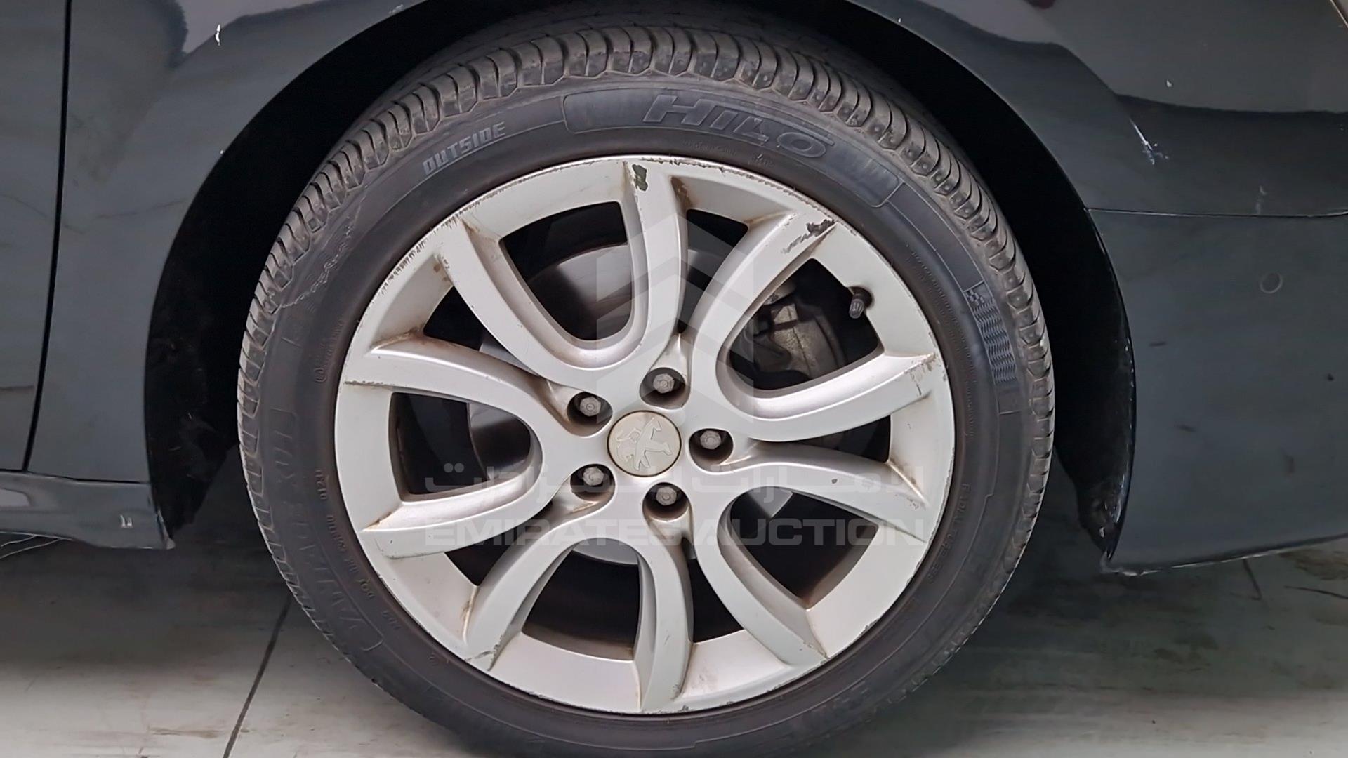 2017 PEUGEOT 508 VIN: VF38D5FC3HL000385