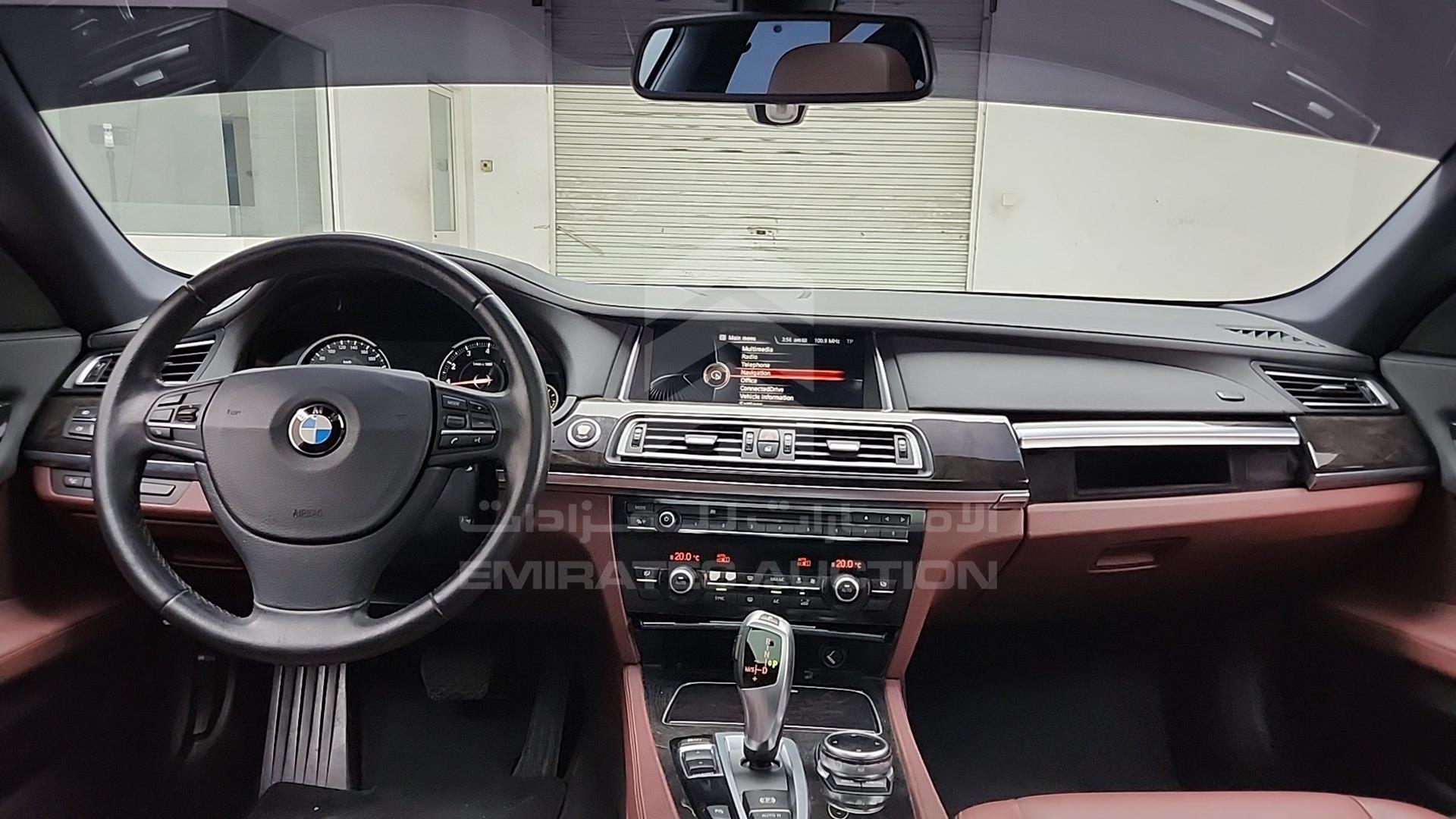 2015 BMW 730 VIN: WBAYE2105FD837047