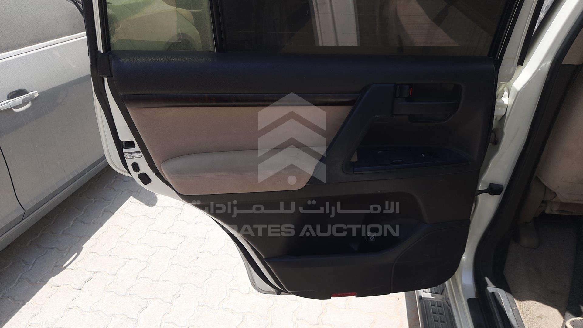 2010 TOYOTA LAND CRUISER VIN: JTMHU09J9A5037720