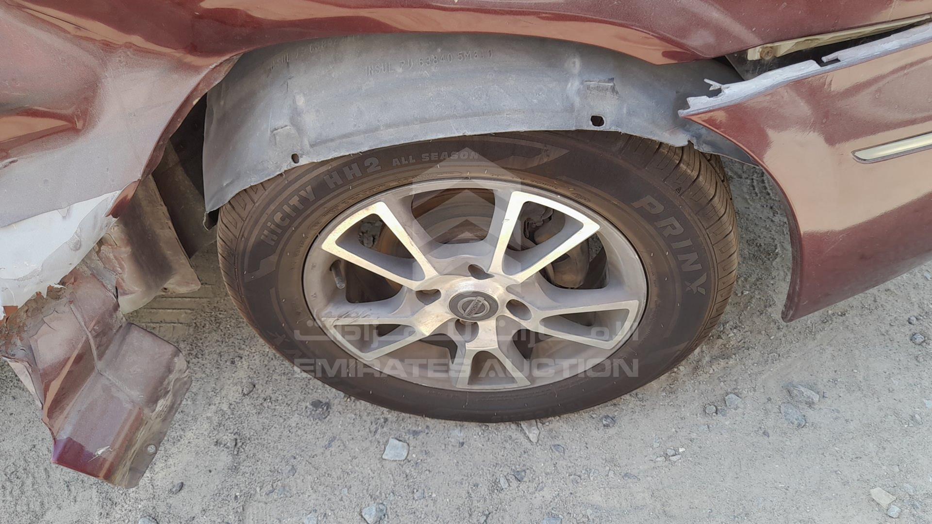 2004 NISSAN SUNNY VIN: JN1FN61C14W063086