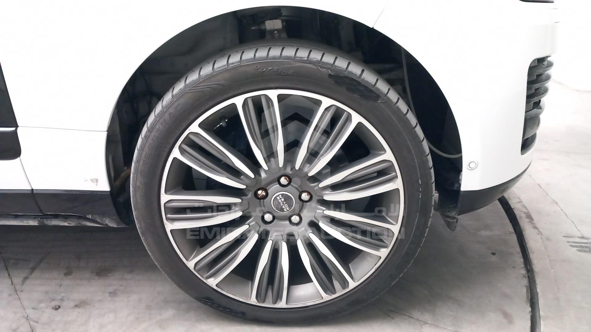 2014 RANGE ROVER VOGUE VIN: SALGA2EFXEA168100