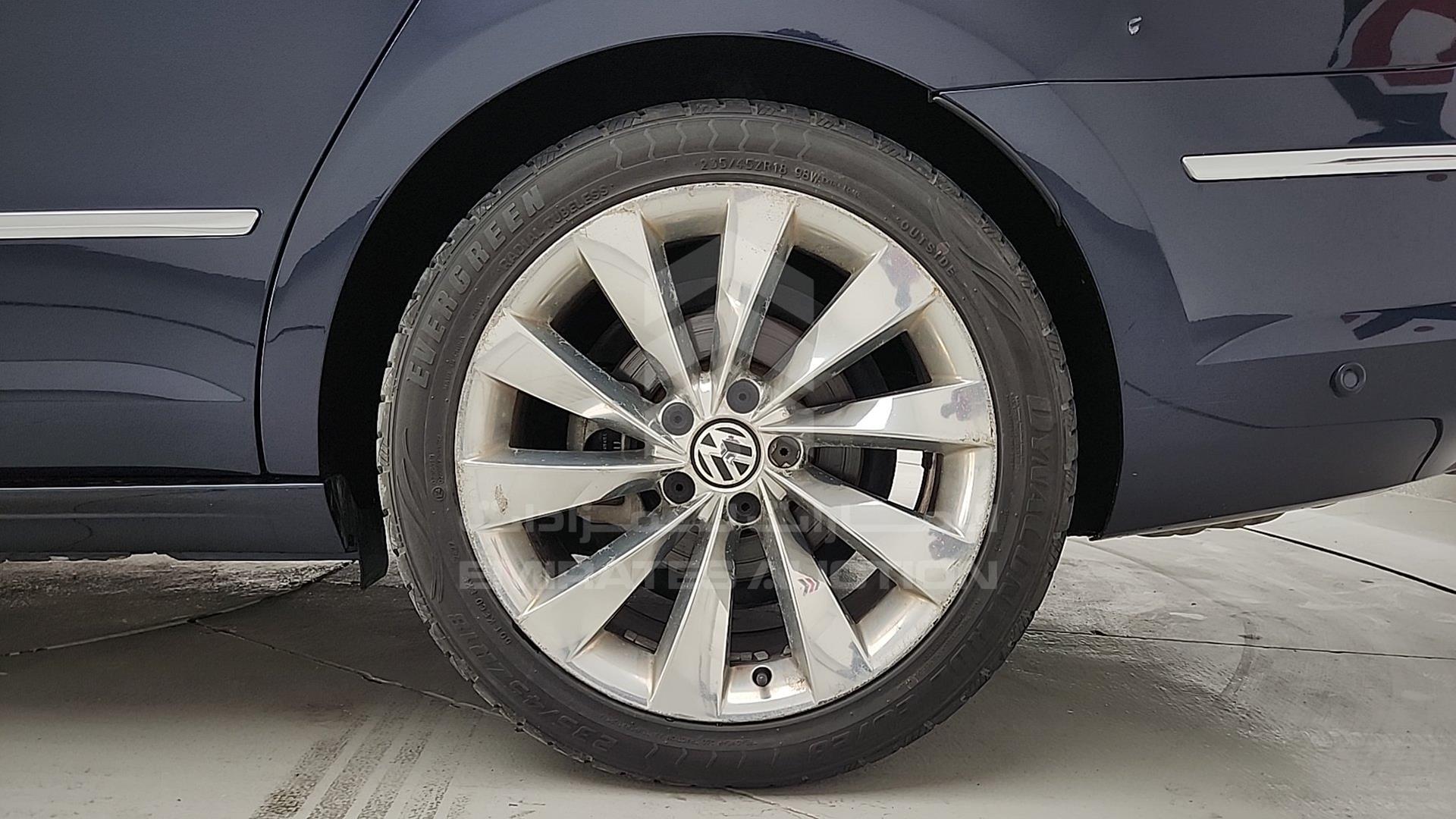 2012 VOLKSWAGEN PASSAT VIN: WVWAP13C7CE513166