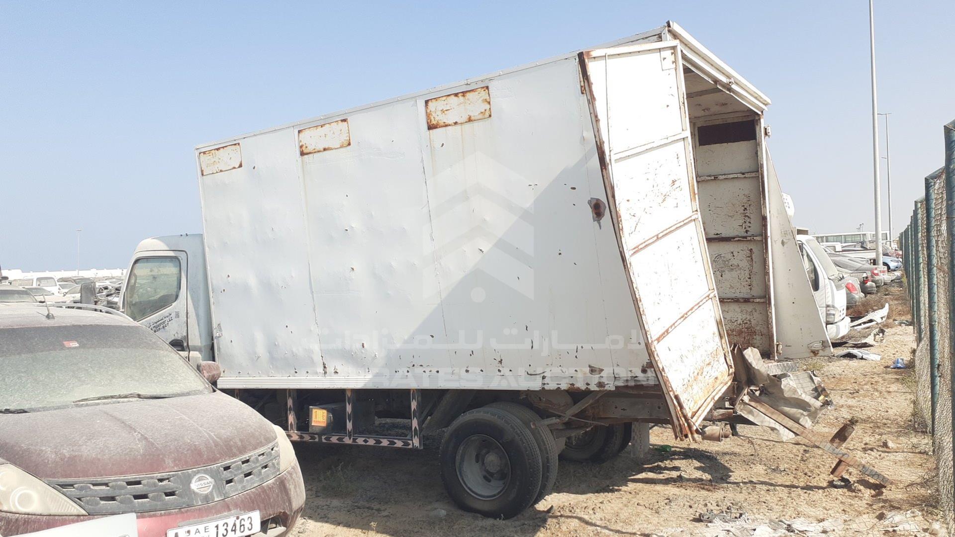 2005 MITSUBISHI CANTER VIN: JL6BCE6J45K003922