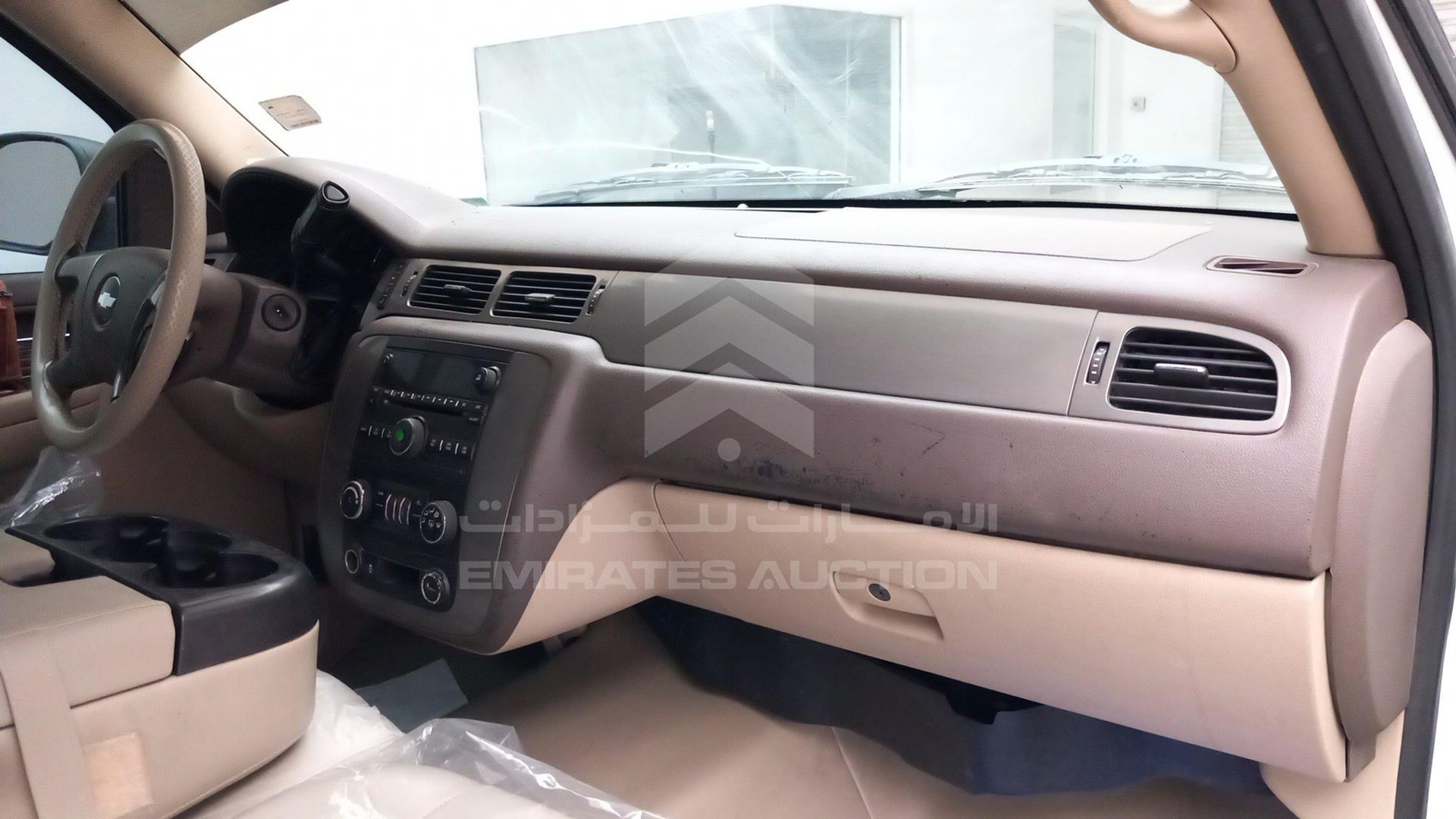 2013 CHEVROLET TAHOE VIN: 1GNSK6E00DR302279