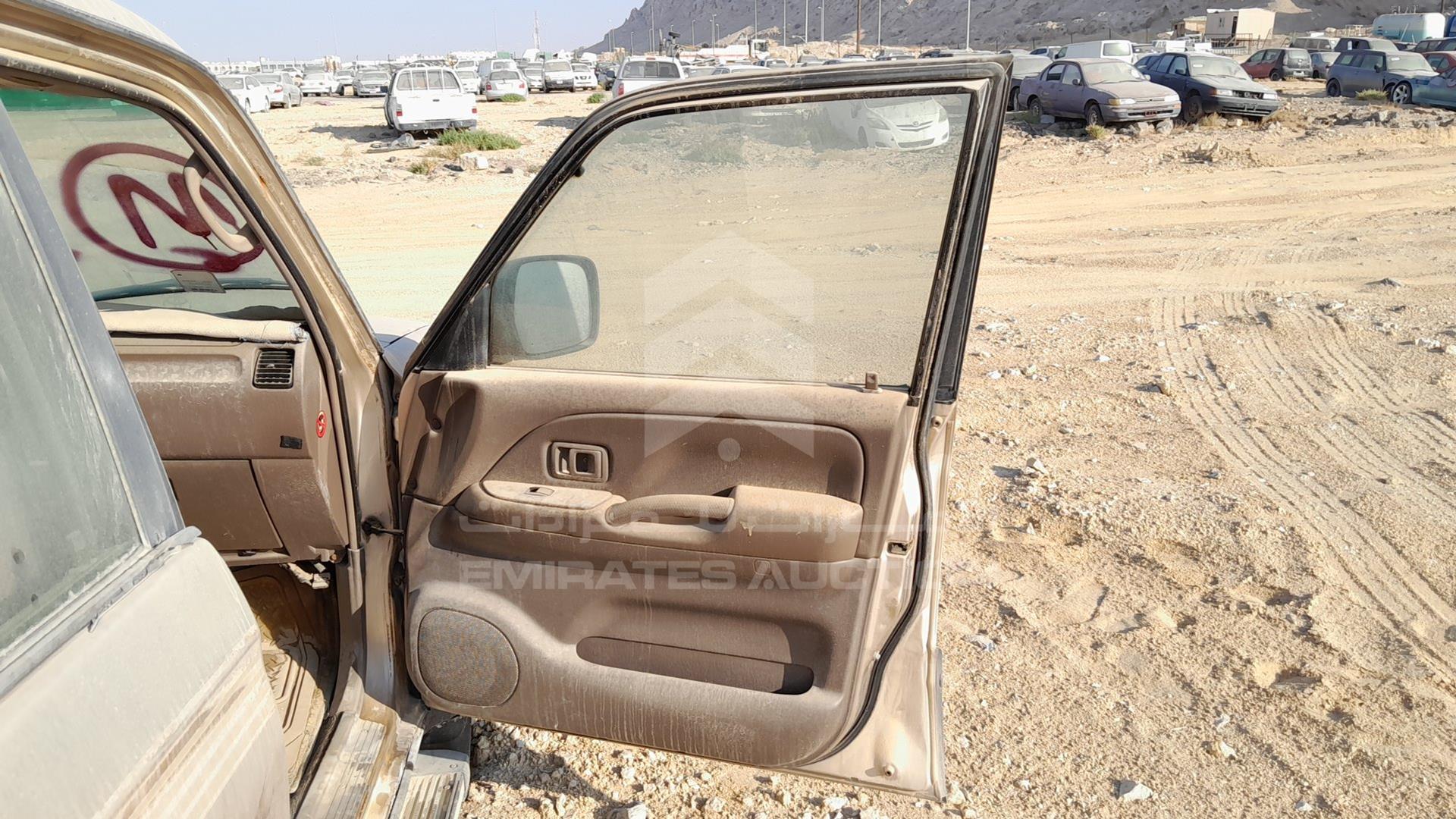 2000 TOYOTA PRADO VIN: JT3BM99J4Y0034844