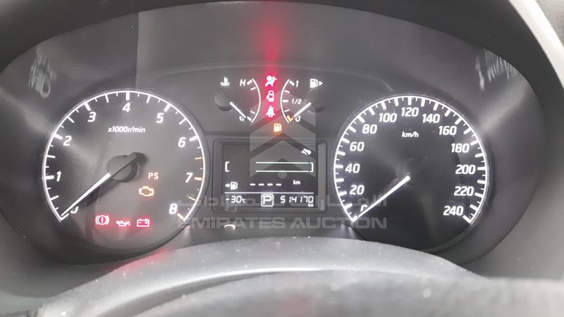 MNTBC2C93F6005567 Auction: EmiratesAuction Lot: 412005 MNTBC2C93F6005567 Nissan Tiida 2015 WHITE Photo 19