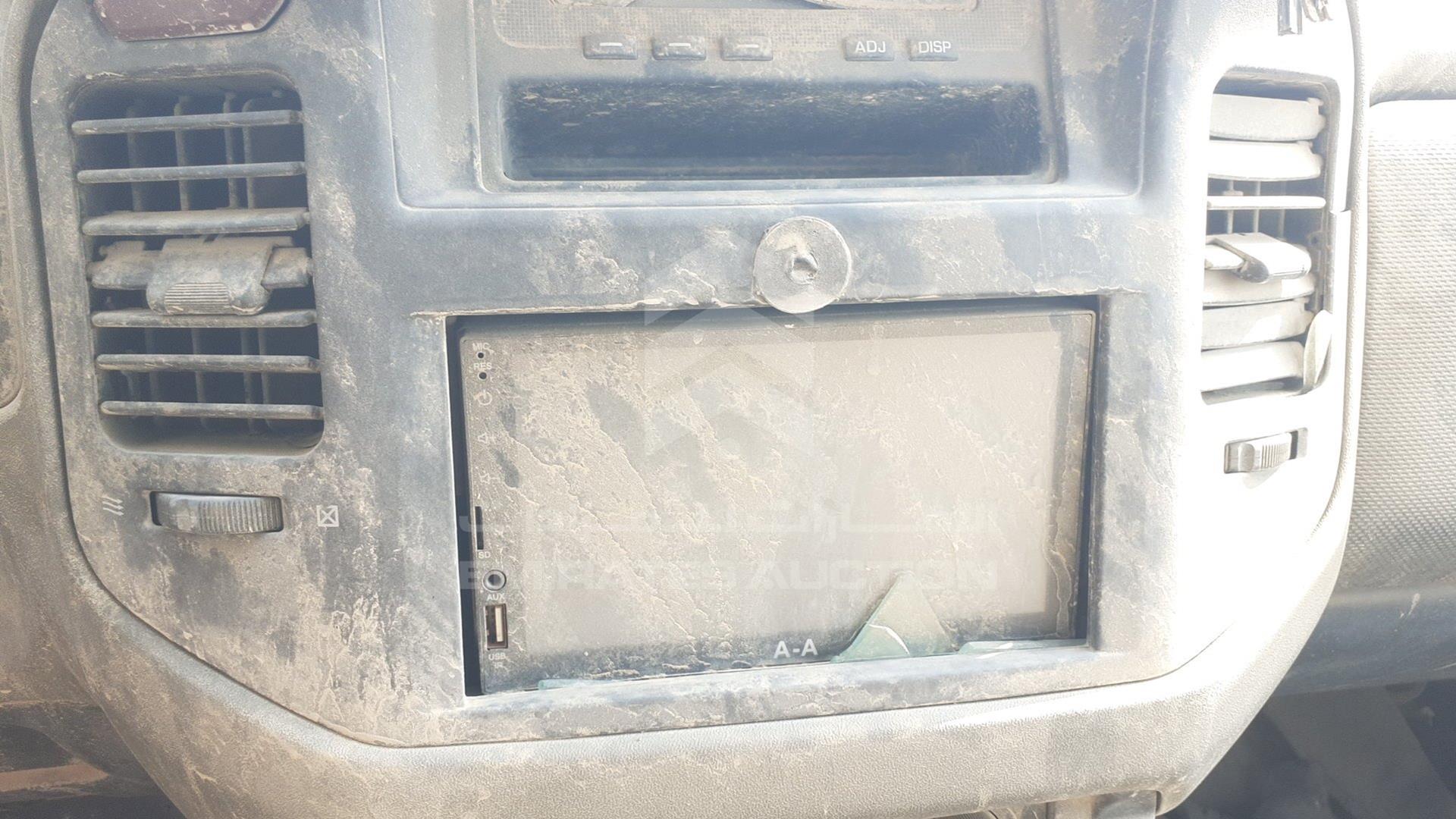 2006 MITSUBISHI PAJERO VIN: JMYLRV73W6J708809