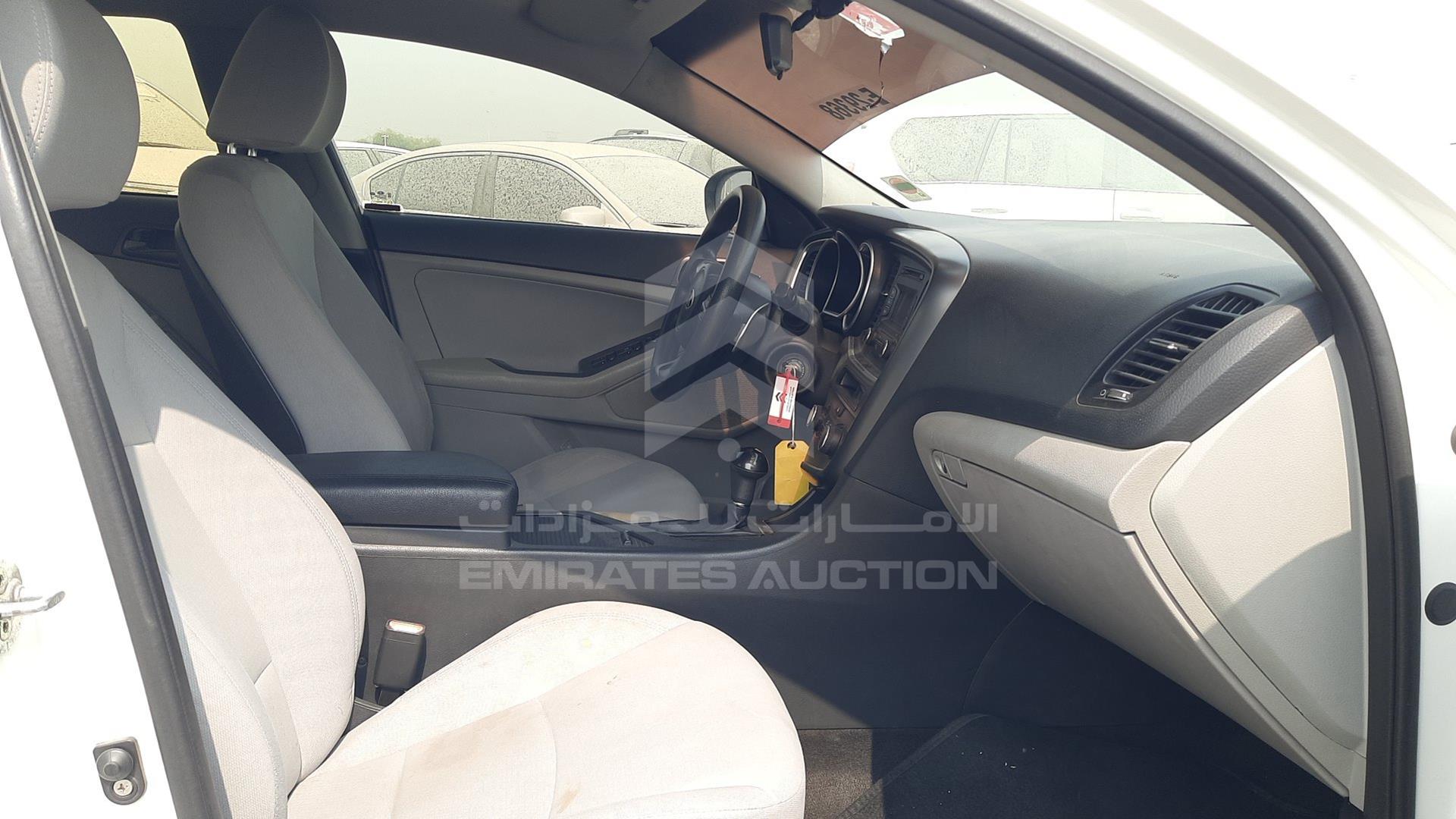 2015 KIA OPTIMA VIN: KNAGM4192F5554589