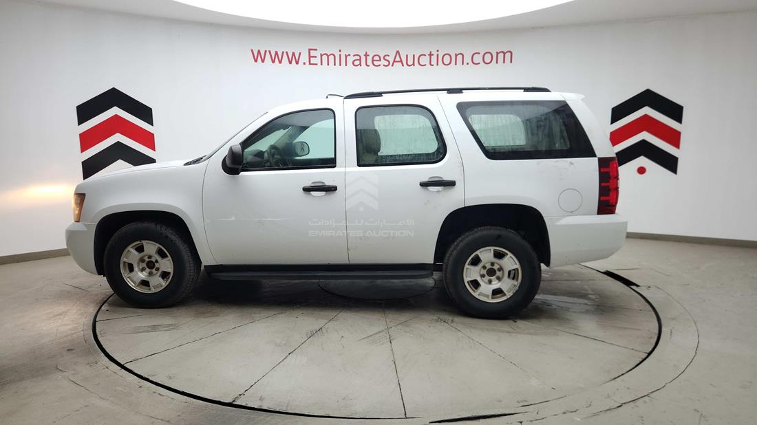 2010 Chevrolet Tahoe — Left Full View — Photo 37