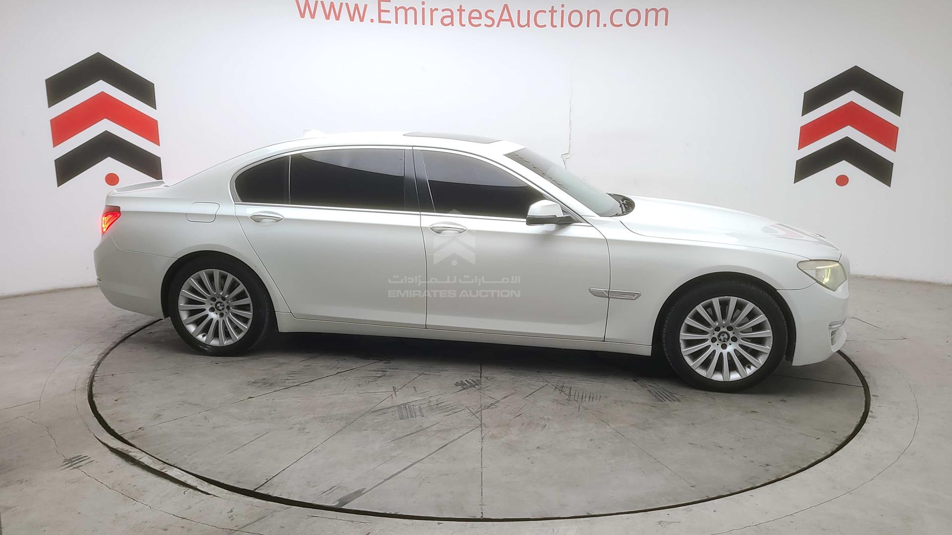 2014 BMW 730 VIN: WBAYE2102ED309335