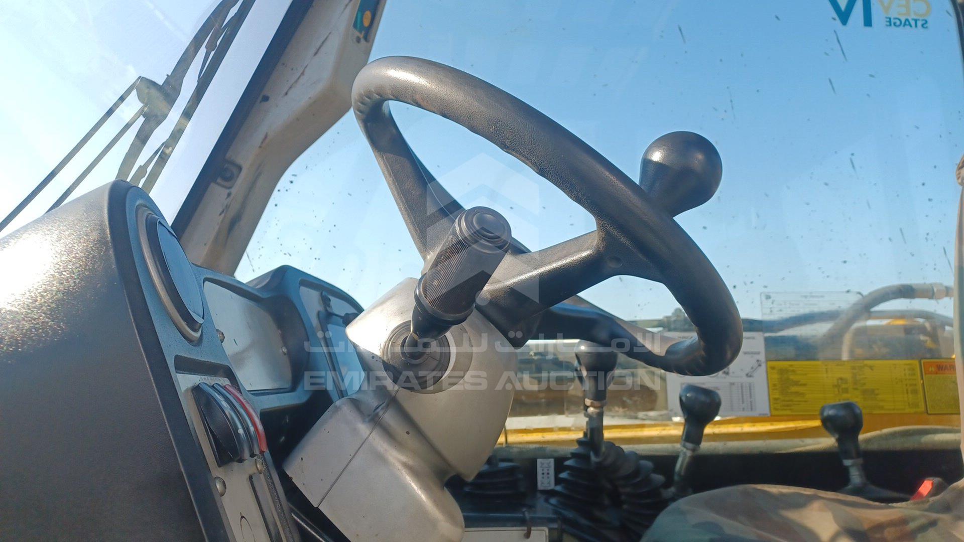 2022 JCB 530-110 VIN: RAJ5DD8MP03080640