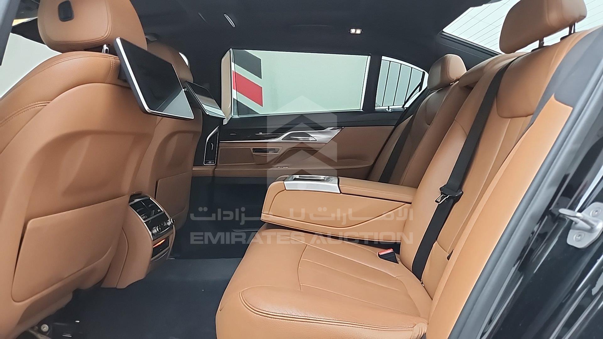 2017 BMW 730 VIN: WBA7E0107HG662382