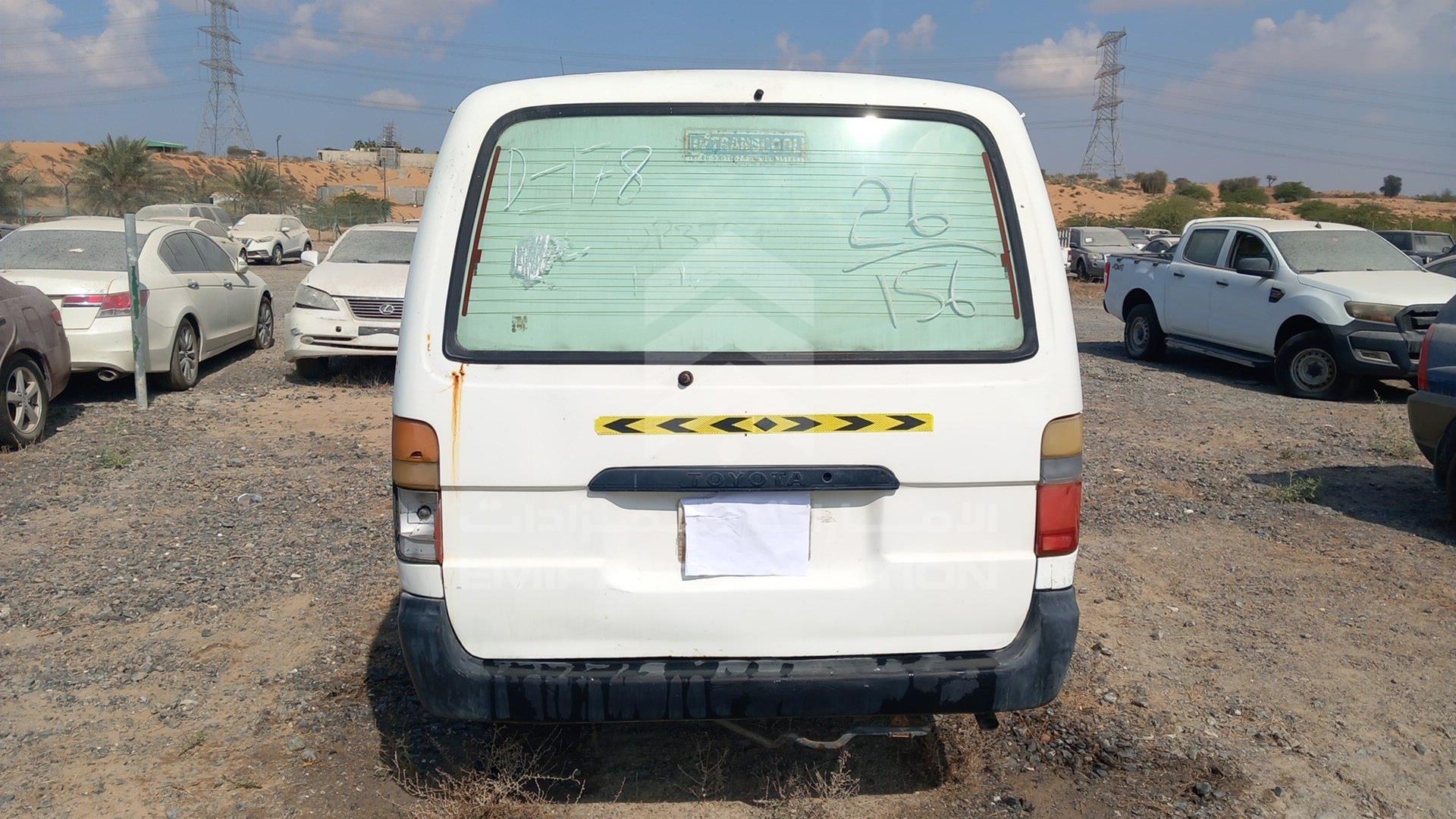 2000 TOYOTA HIACE VIN: JT4ZA1191Y0035729
