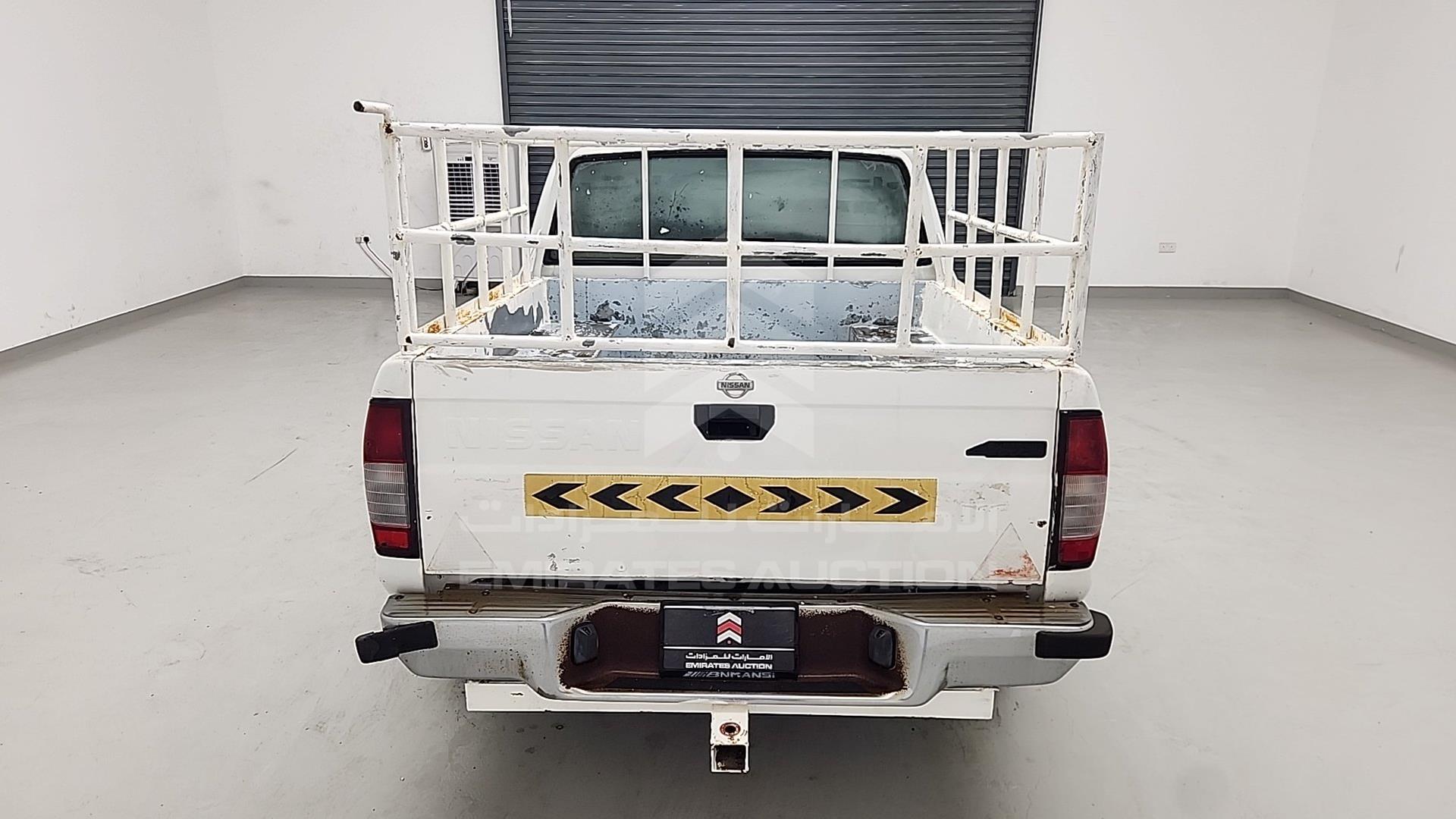 2002 NISSAN 2400 VIN: JN6BD23Y92A720241