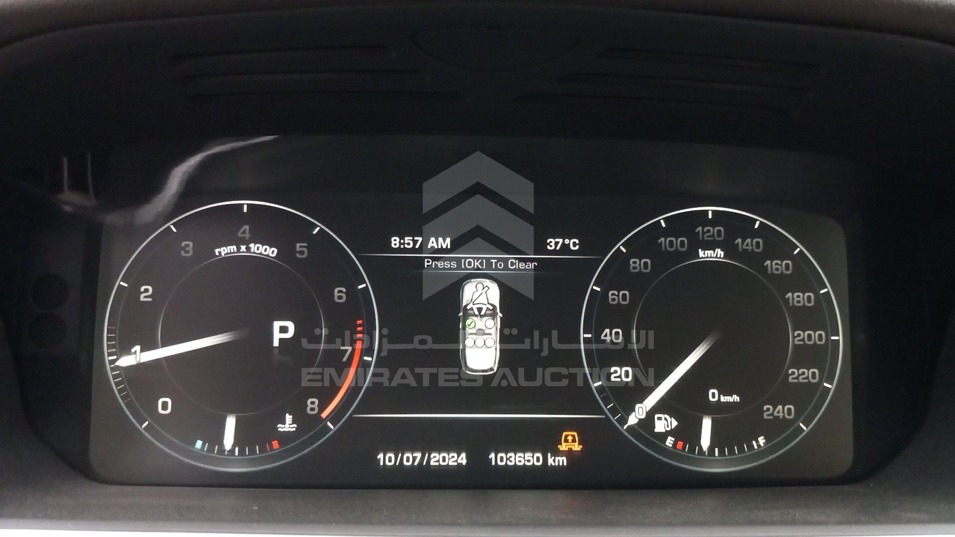 2014 RANGE ROVER VOGUE VIN: SALGA2DF6EA132437