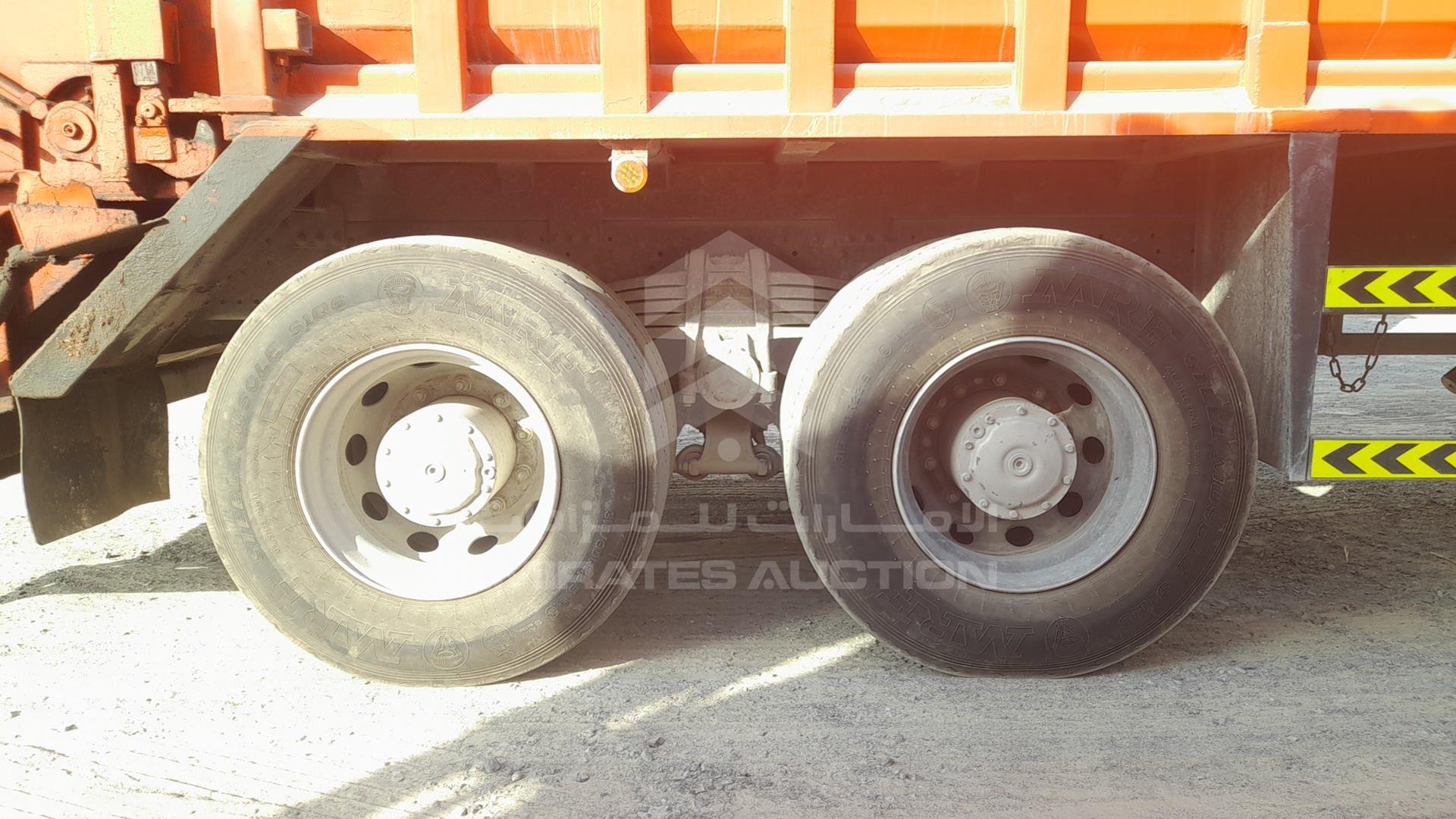 2003 MERCEDES ACTROS VIN: WDB9501631K841717