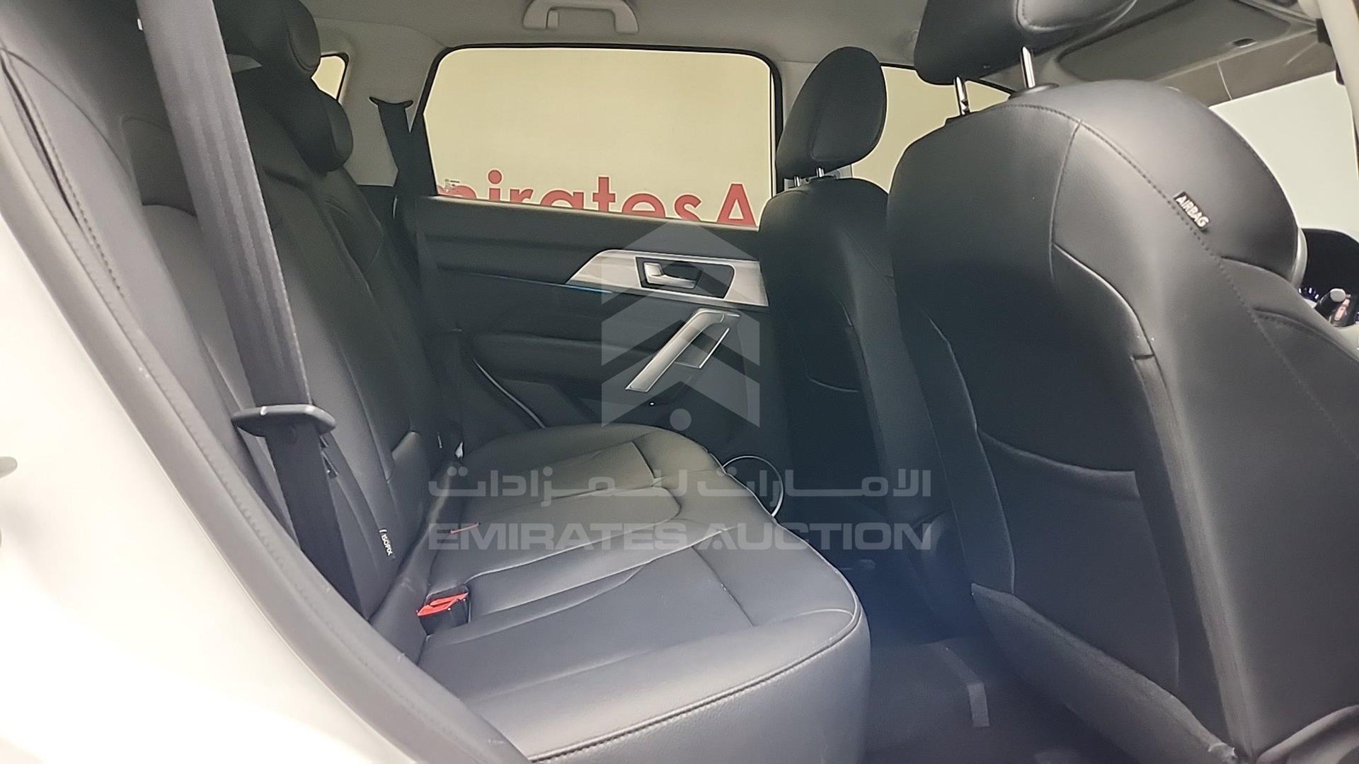 2018 HAVAL H2 VIN: LGWEE4A44JH903553